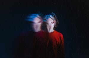 « Prosopagnosie mon amour » : de la prosopagnosie à la scène 1